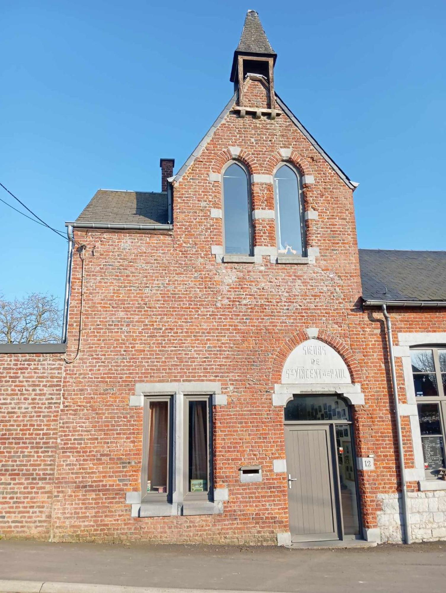 La Chapelle Bed & Breakfast Динант Екстериор снимка
